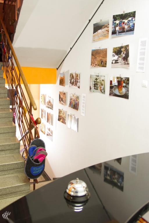 3 Bros' Hostel Cieszyn Чешин Екстериор снимка