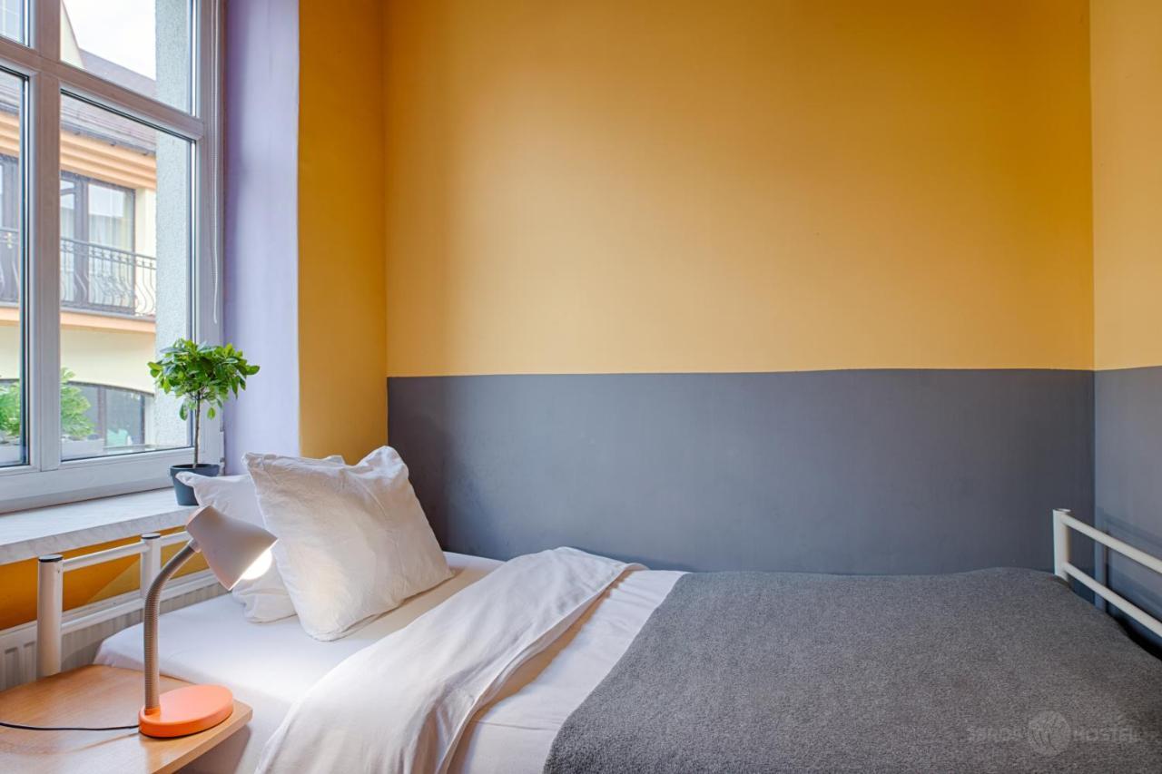 3 Bros' Hostel Cieszyn Чешин Екстериор снимка
